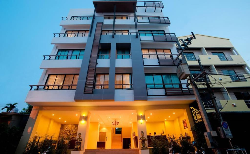 La De Bua Hotel Patong Exteriér fotografie